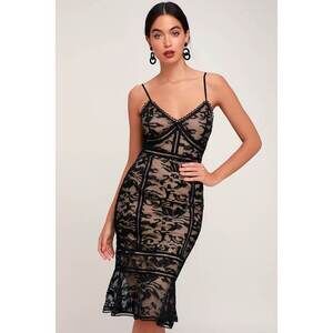 Lulus Alluring Love Black And Nude Lace Trumpet Hem Midi Dress - Size S
